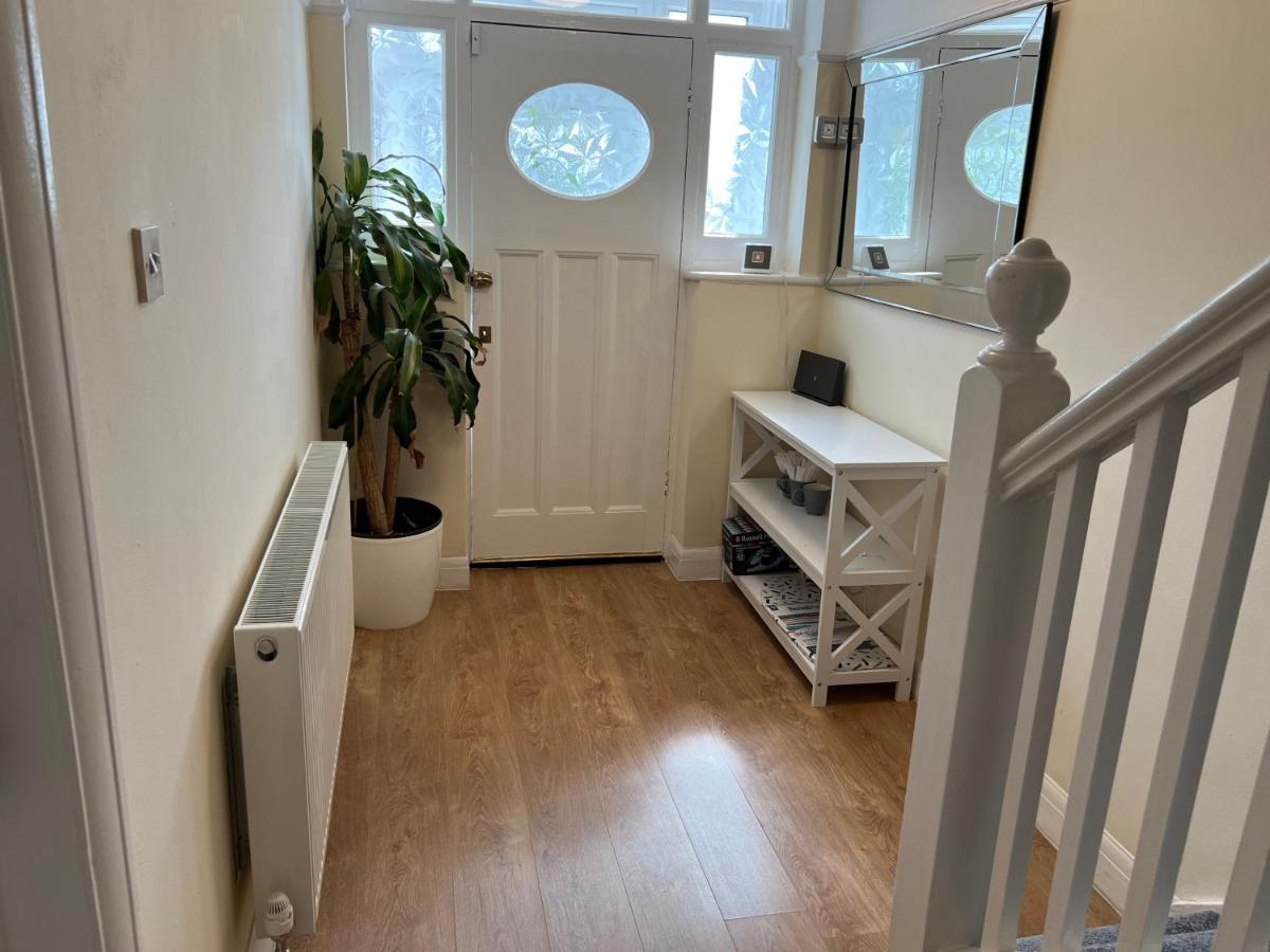 North West Lodge Guest House London Bagian luar foto