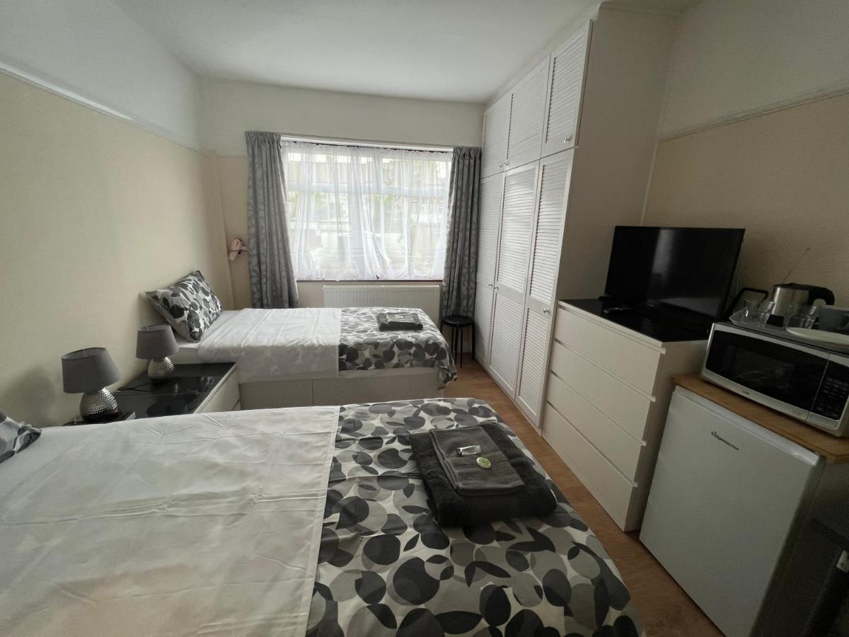 North West Lodge Guest House London Bagian luar foto