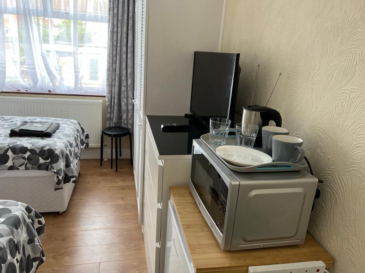 North West Lodge Guest House London Bagian luar foto